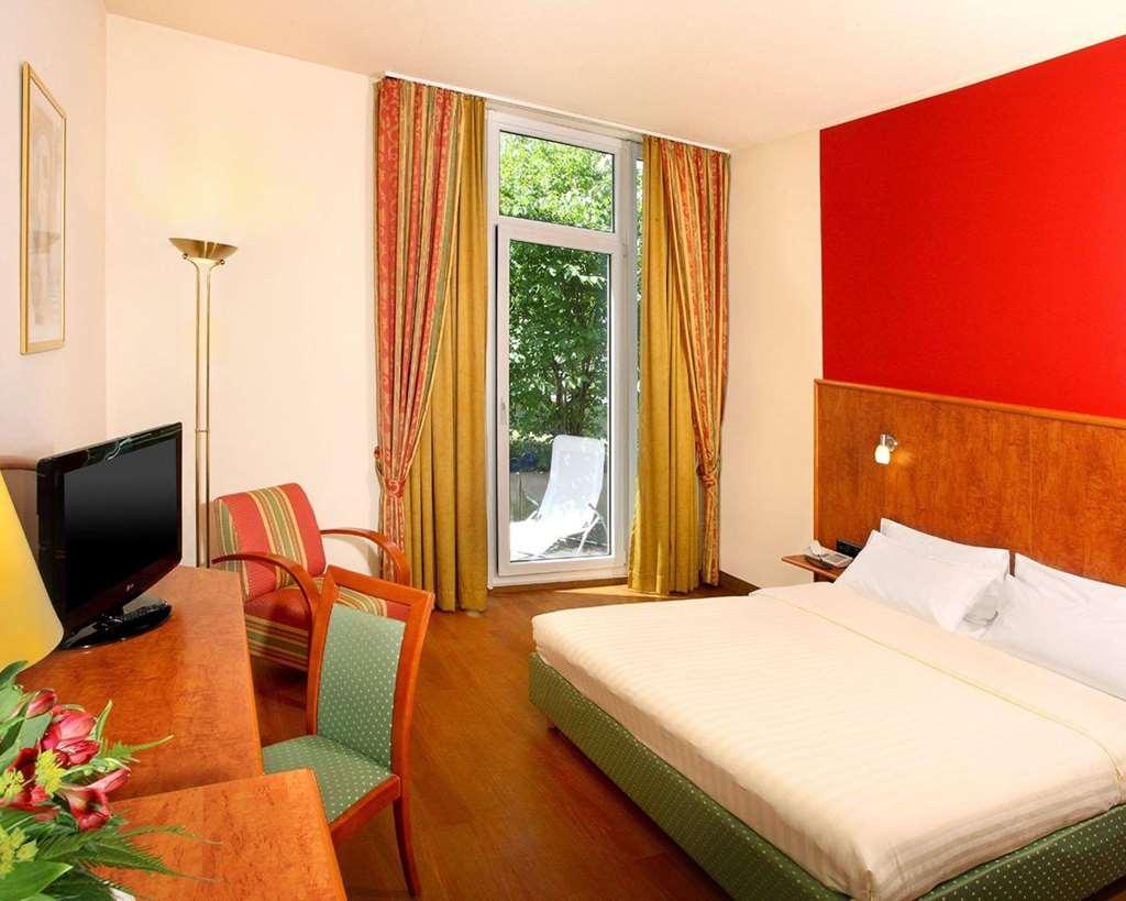 1, 2, Sleep Boardinghouse Zentrum